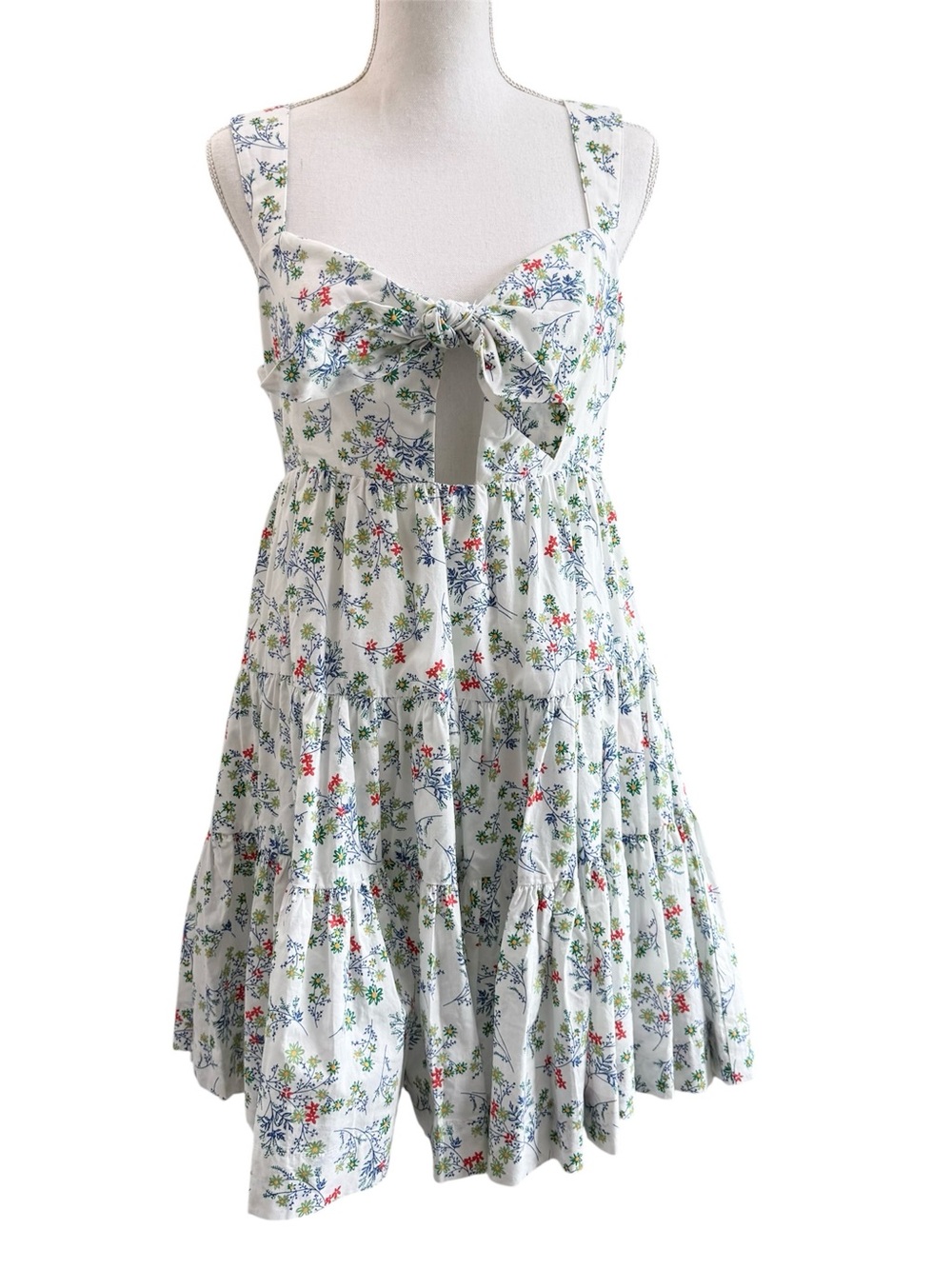 NWT Mable Wildflower key hole tiered ruffle dress szL - Picture 2 of 16